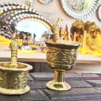 هاون برنجی خالص (زعفران‌کوب شیک و بااصالت)