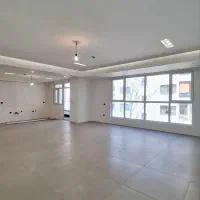 آپارتمان ۱۰۴ متری سالن پرده‌خور خوش‌نقشه