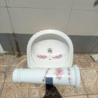 کاسه و پایه روشویی