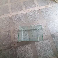آکواریوم با تمام تجهیزات.