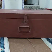 صندوق فلزی