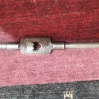 دسته قلاویز انگلیسی.