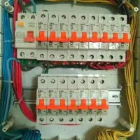برقکار/برقکاری/برقکش/برقکشی و نصب آیفون تصویری.