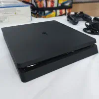 ps4 اسلیم یک ترا دو دسته درحد نو با تجهیزات کامل