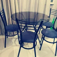 میز ناهار خوری نو وجنس خوب