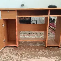 میز تحریر کامپیوتر