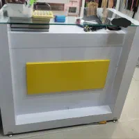 میز  میز مغازه ویترین میز کار