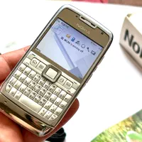 نوکیا E71 و آلکاتل OT808