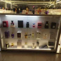 نیازمند فروشنده عطر آقا/خانم