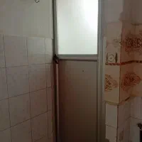در المینیوم حمام و سرویس بهداشتی