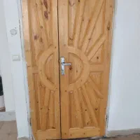 در چوبی ورودی واحد