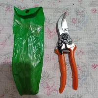 قیچی باغبانی