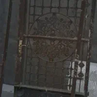 درب ورودی حال
