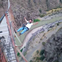 پیچ رولپلاک سنگ نما ایزوگام سیمانکار بدون داربست