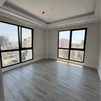 130-متــر-بالای-اسبـی-روبه-خیـابان