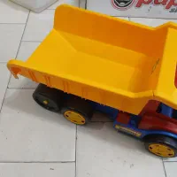 ماشین کامیون اسباب بازی