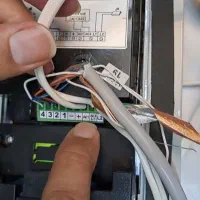 نصب و تعمیر آیفون صوتی و تصویری با قیمت مناسب