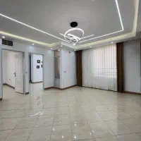 ۷۵ متری ۲ خواب ، سالن دلباز غرق نور ، فول امکانات