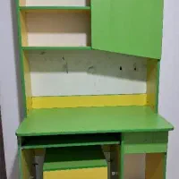 میزتحریروکتابخانه