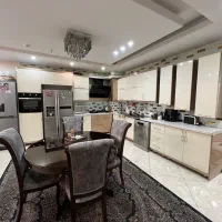 134-متری-رو-به-نما-با-دو-پارکینگ-دهقان-ویلا-اول