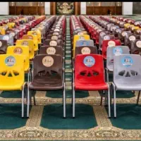 صندلی پلاستیکی پایه فلزی اریا