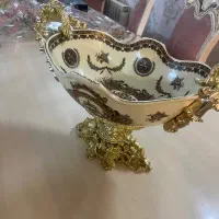 میوه‌خوری دکوراتیو کلاسیک بزرگ،چینی با پایه طلایی