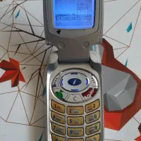 گوشی آنتیک و کلکسیونی سامسونگa800و نوکیا3230