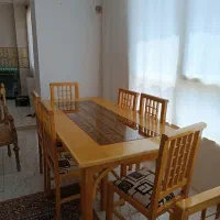 میز ناهارخوری هشت نفره