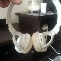 هدفون اصلی  چی بی ال
