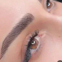 کلیه خدمات و آموزش آرایش دائم صورت با مدرک