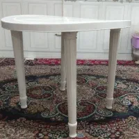 میز غذاخوری
