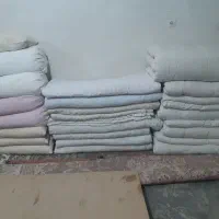 تعدادی لحاف تشک،بالش نونو استفاده نشده