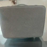 چندعدد چمدان