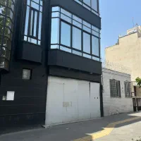 اجاره مغازه حاشیه وکیل اباد ۴۰متر