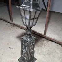 چراغ حیاط پایه کلاه دار پلمپ