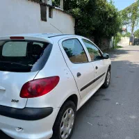 پژو 206