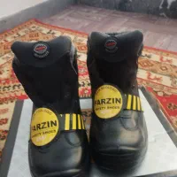 کفش کارایمنی سایز ۴۱و۴۲