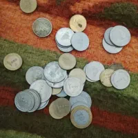 تعدادی سکه فروشی
