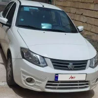 ساینا مدل ۱۴۰۰ کاملا سالم