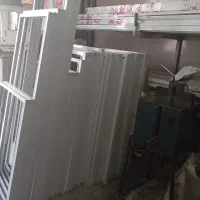 درب پنچره دوجداره uqvc