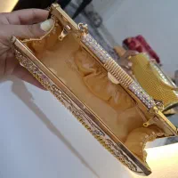 کیف نگین دار مجلسی رنگ طلایی ثابت