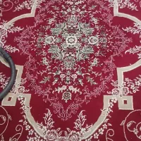 فرش رنگ گرم و قرمز سالم