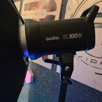 نور ثابت گودوکس SL100 به همراه سافت باکس گودوکس