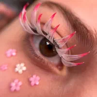خدمات و اموزش اکستنشن مژه