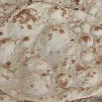 پخت نان محلی