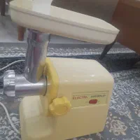 چرخ گوشت الکترااصل ژاپن جنس قدیم سالم