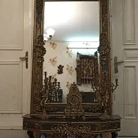 ایینه وکنسول