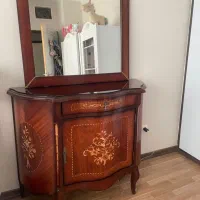 آینه کنسول تمیز و سالم کلاسیک معرق