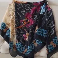 روسری چهار گوش