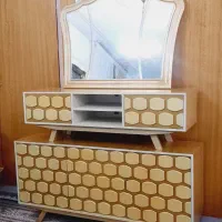 آینه کنسول و میز تی وی